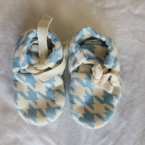 Kate Quinn Blue and Cream Baby Booties